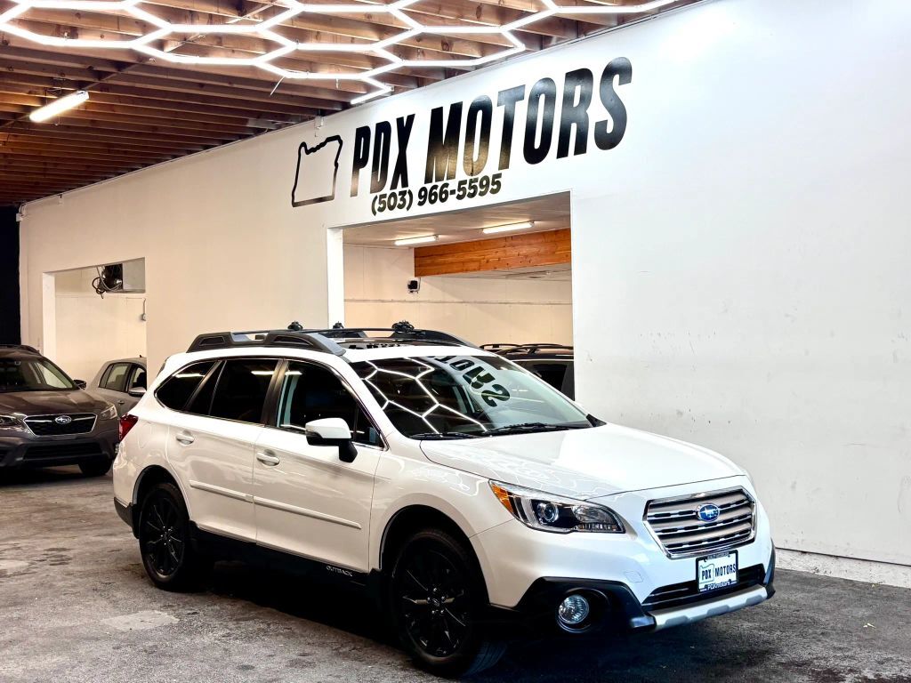 2016 SUBARU Outback