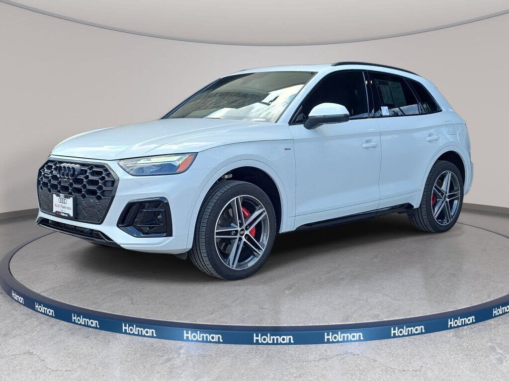 2024 AUDI Q5 e