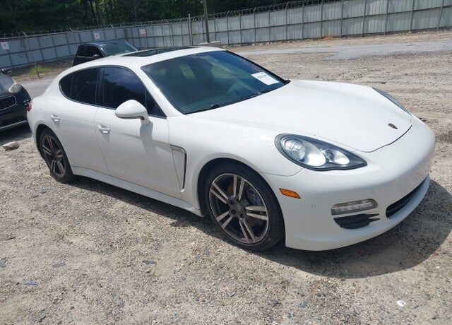 2012 PORSCHE Panamera