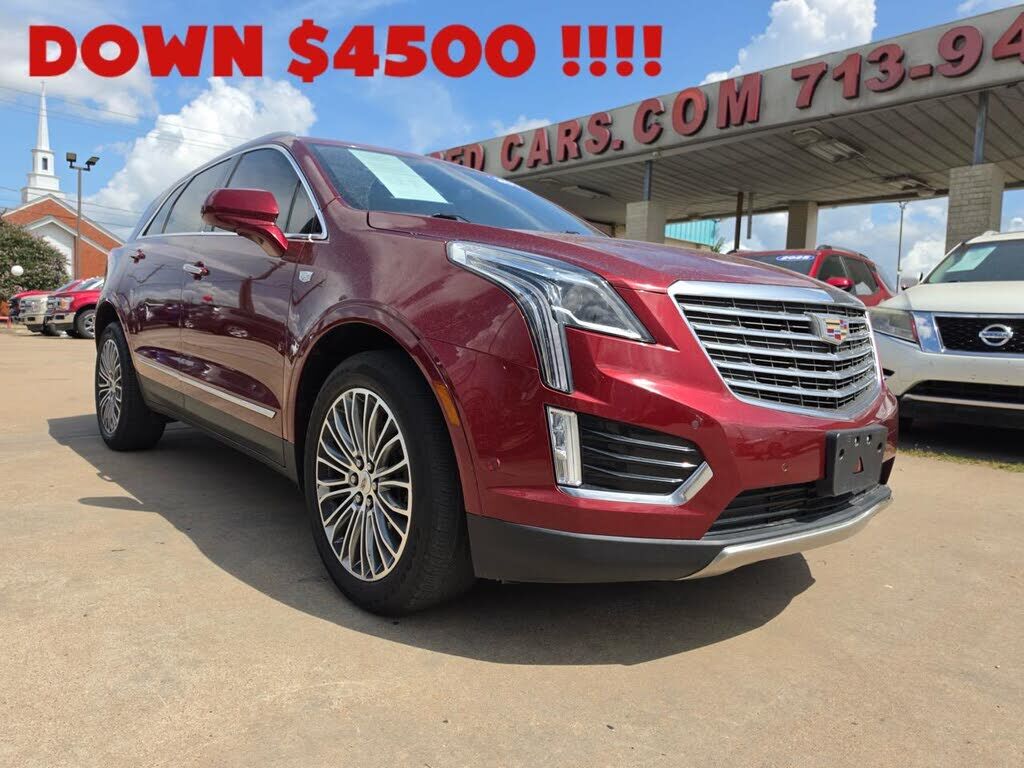 2017 CADILLAC XT5