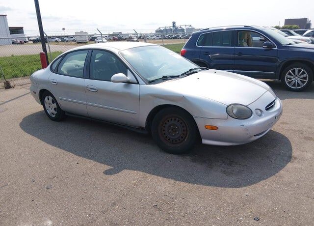 1999 FORD Taurus