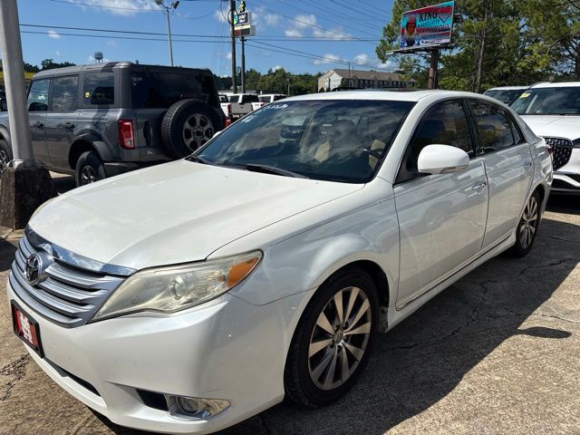 2011 TOYOTA Avalon