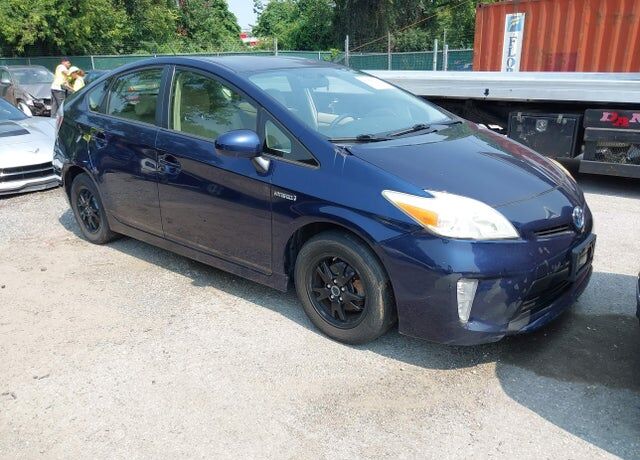 2014 TOYOTA PRIUS
