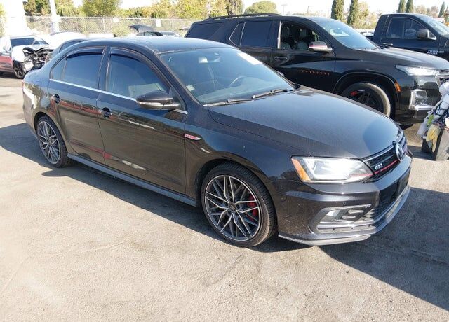 2016 VOLKSWAGEN Jetta
