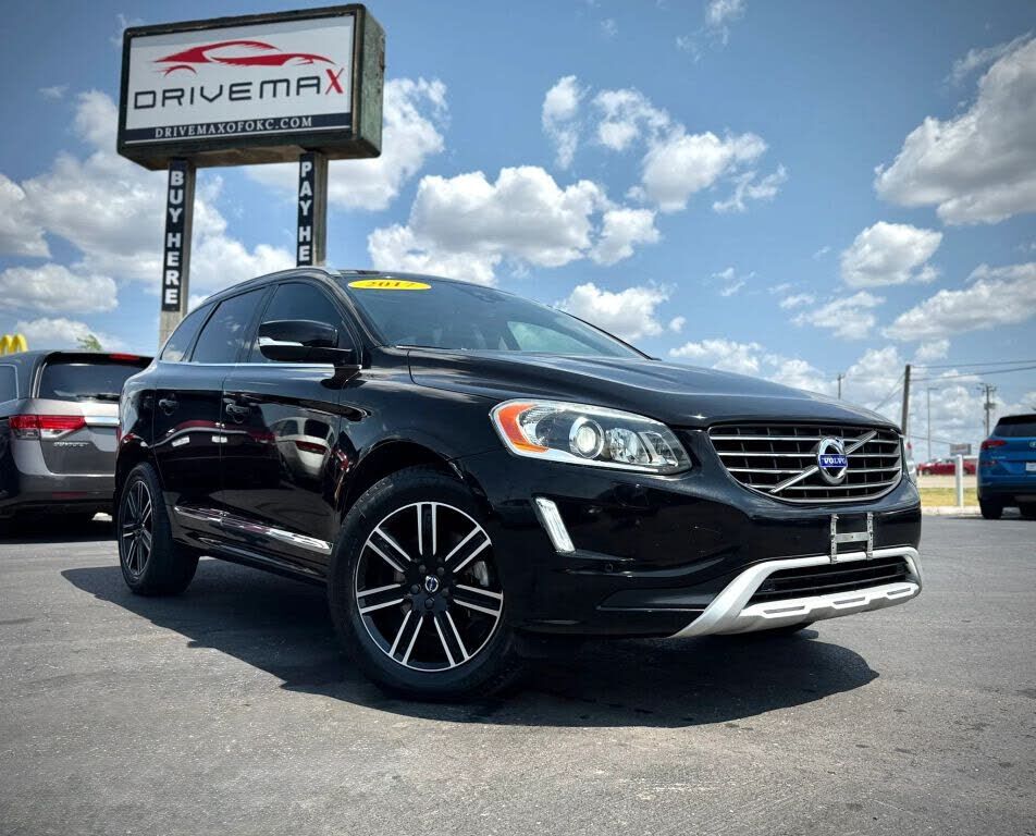 2017 VOLVO XC60