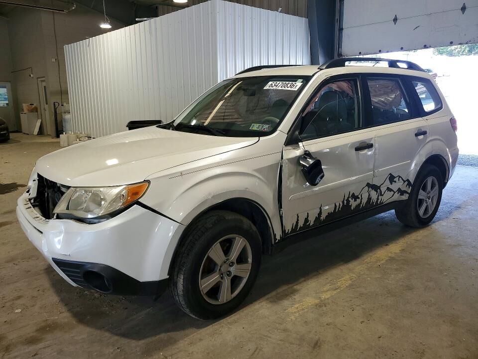2011 SUBARU Forester