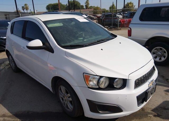 2016 CHEVROLET Sonic