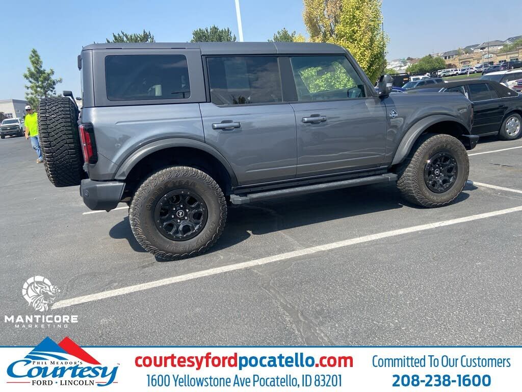 2022 FORD Bronco