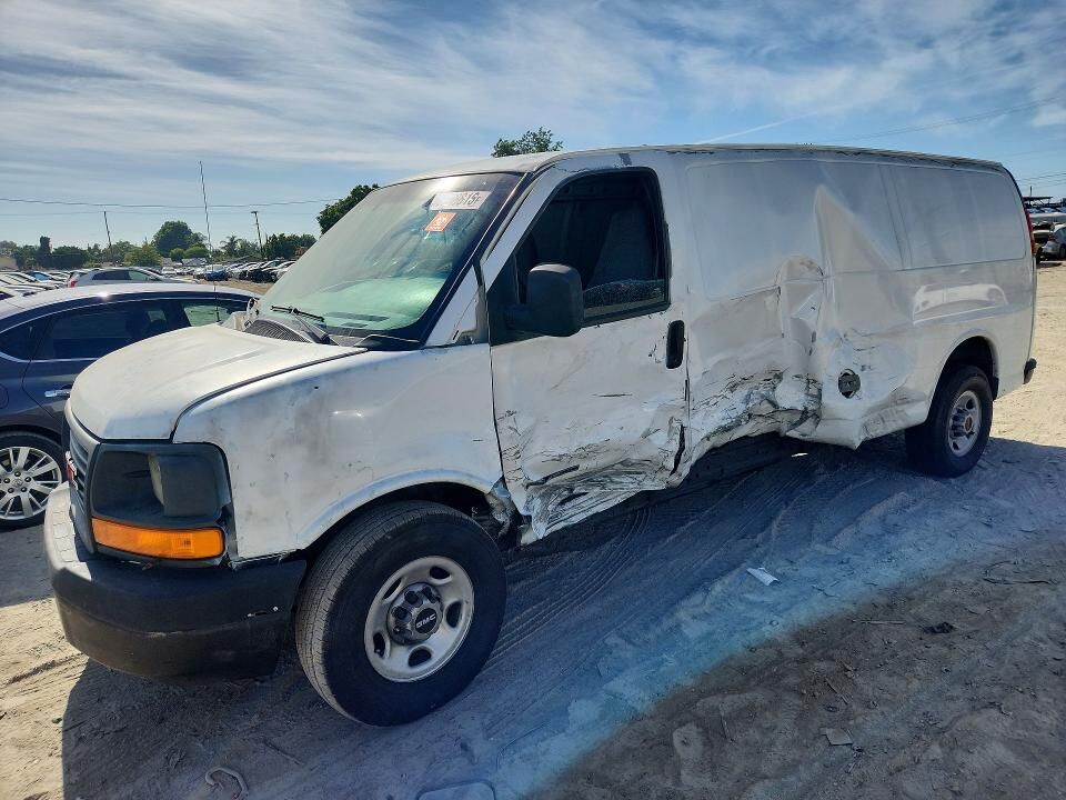 2005 GMC Savana
