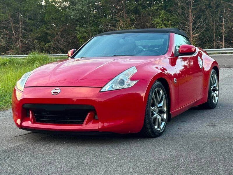 2011 NISSAN 370Z