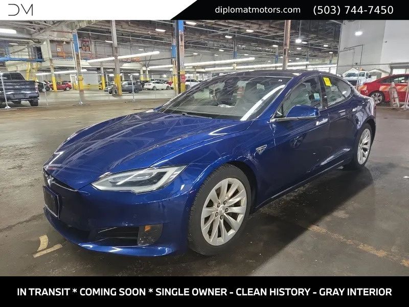 2016 TESLA Model S