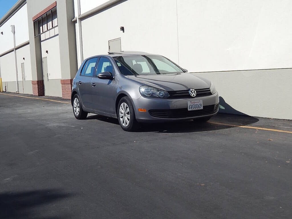 2012 VOLKSWAGEN Golf