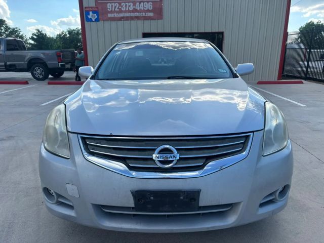 2012 NISSAN Altima