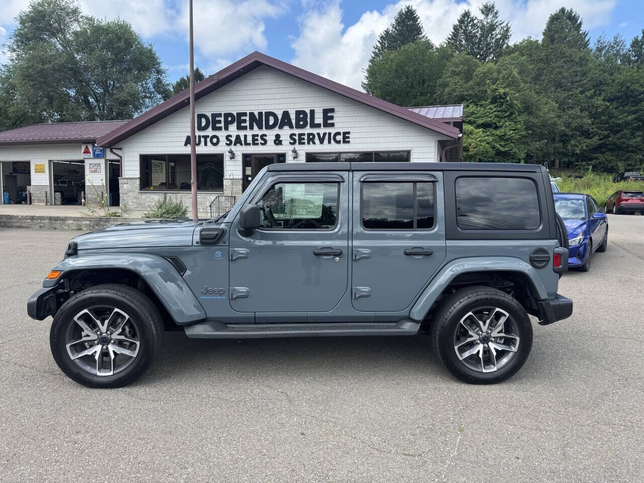 2024 JEEP Wrangler