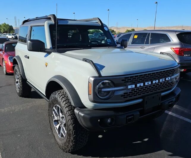 2023 FORD Bronco