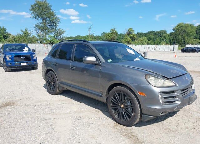 2010 PORSCHE Cayenne