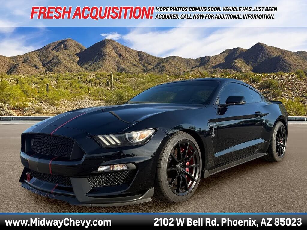 2017 FORD Mustang