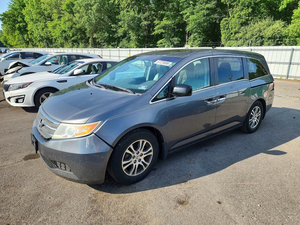 2012 HONDA Odyssey