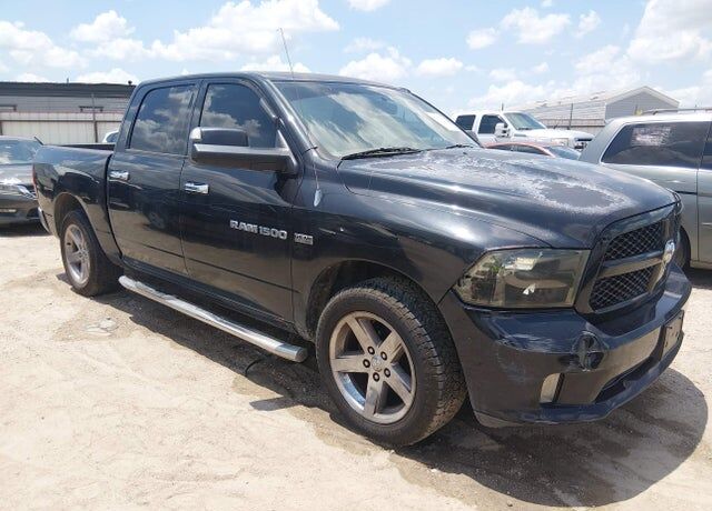 2011 DODGE Ram