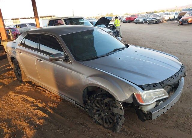 2013 CHRYSLER 300