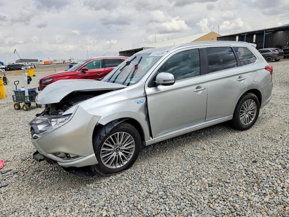 2022 MITSUBISHI Outlander