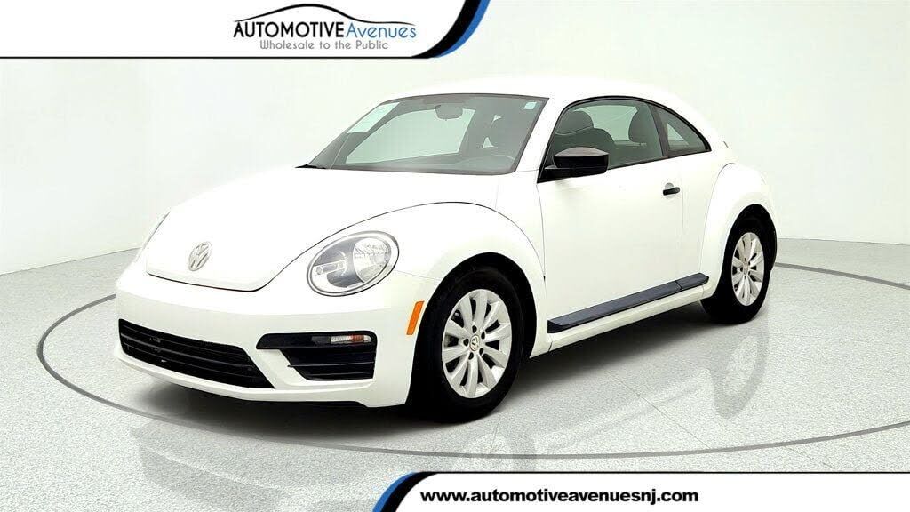 2018 VOLKSWAGEN Beetle