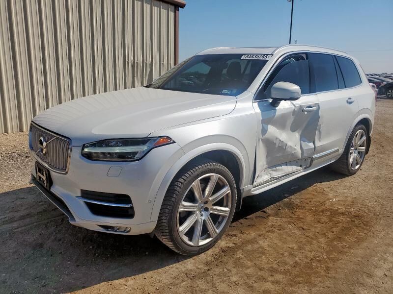 2017 VOLVO XC90