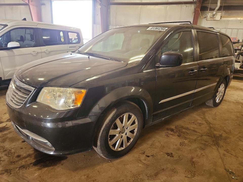 2016 CHRYSLER Town and Country