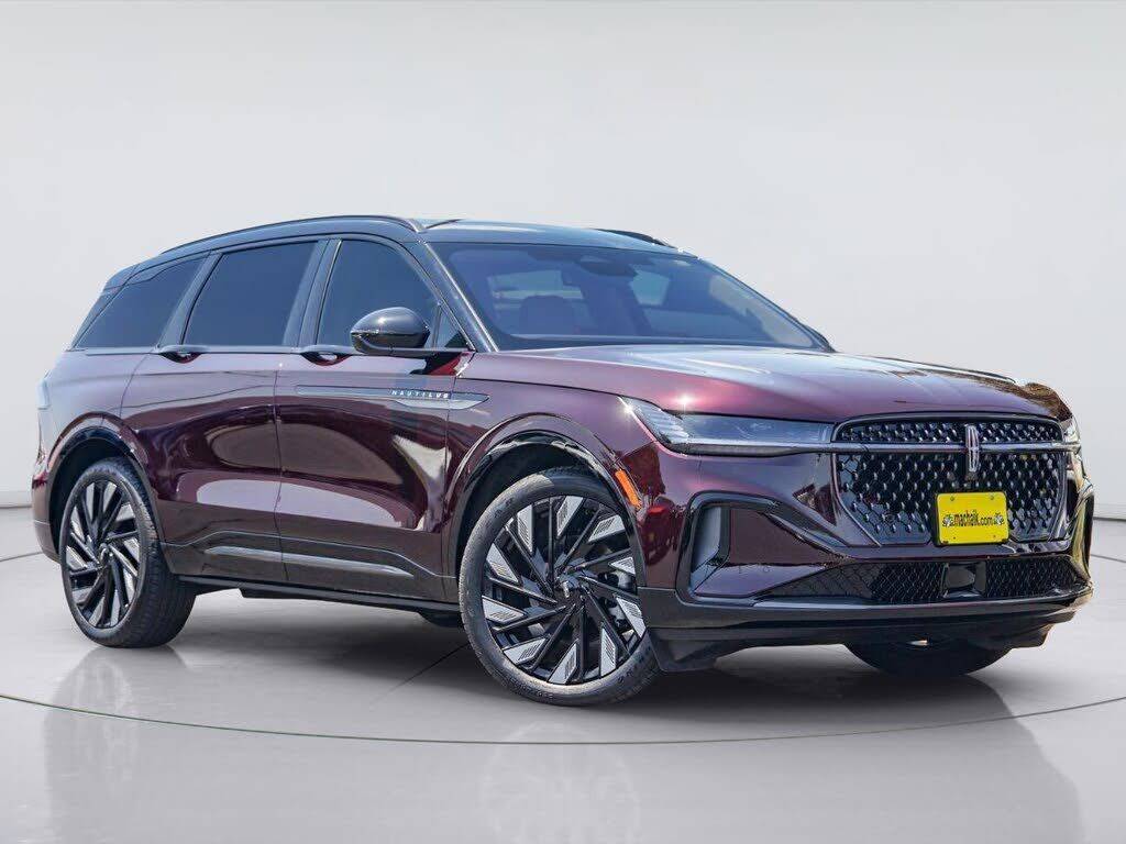 2025 LINCOLN Nautilus