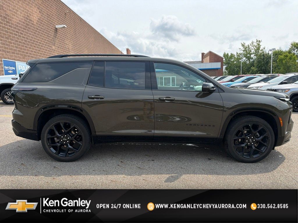 2024 CHEVROLET Traverse