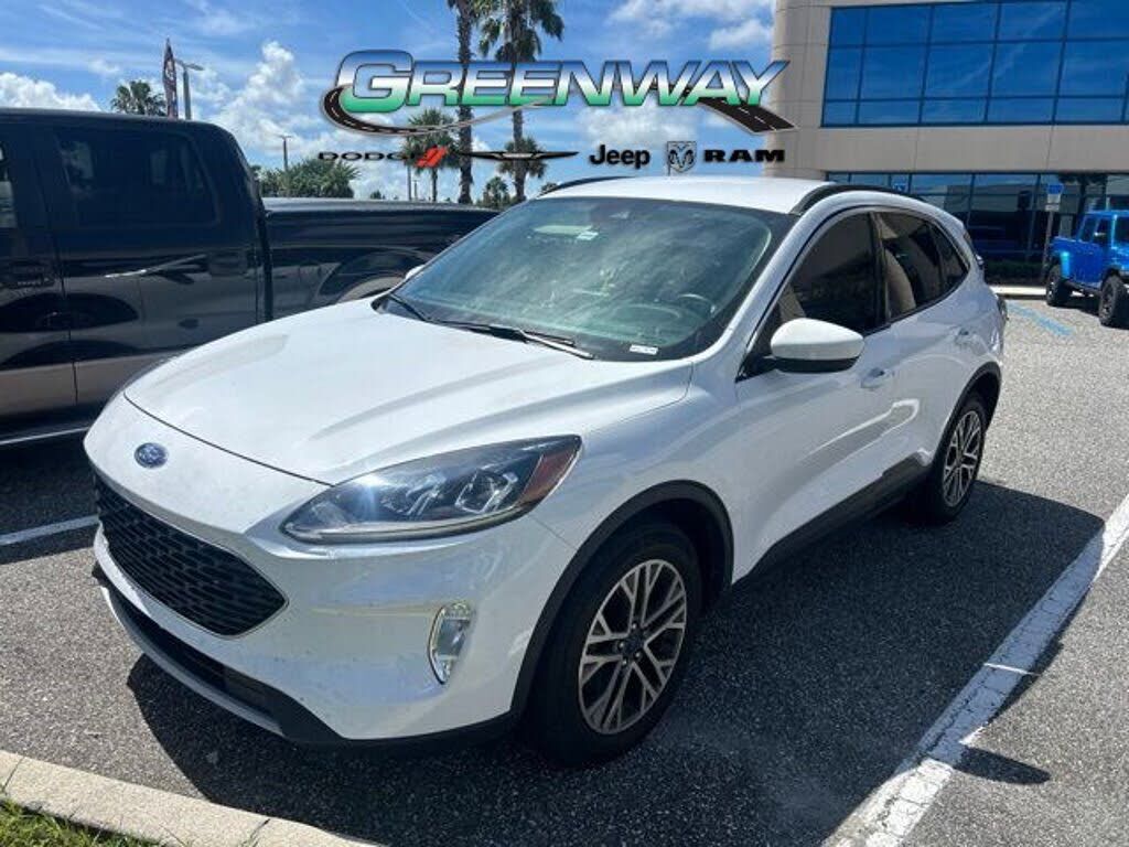 2020 FORD Escape