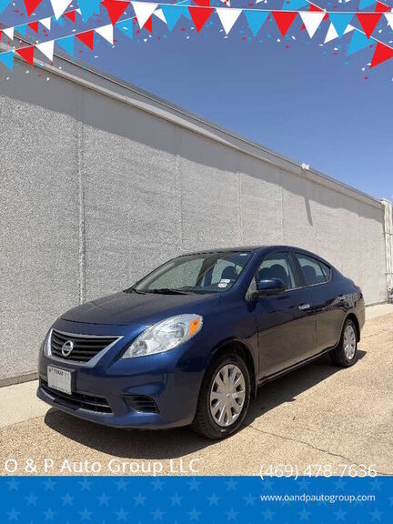 2012 NISSAN Versa