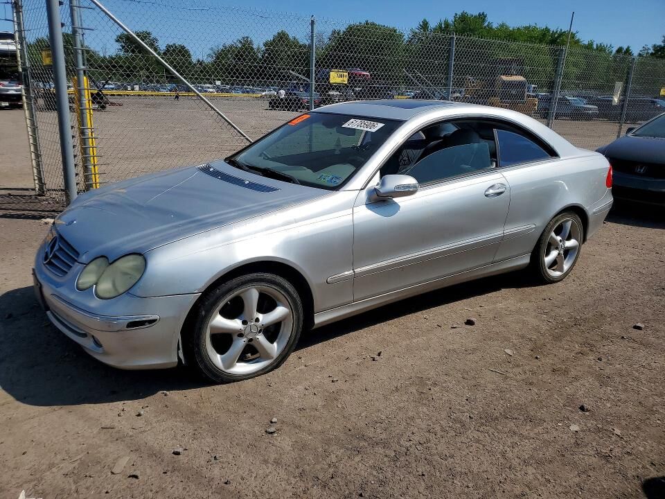 2004 MERCEDES-BENZ CLK-Class
