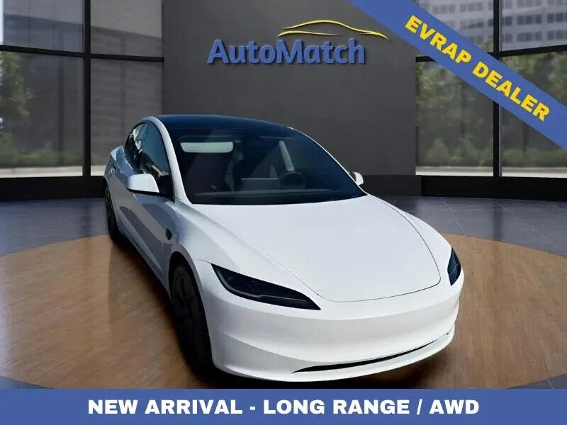2024 TESLA Model 3