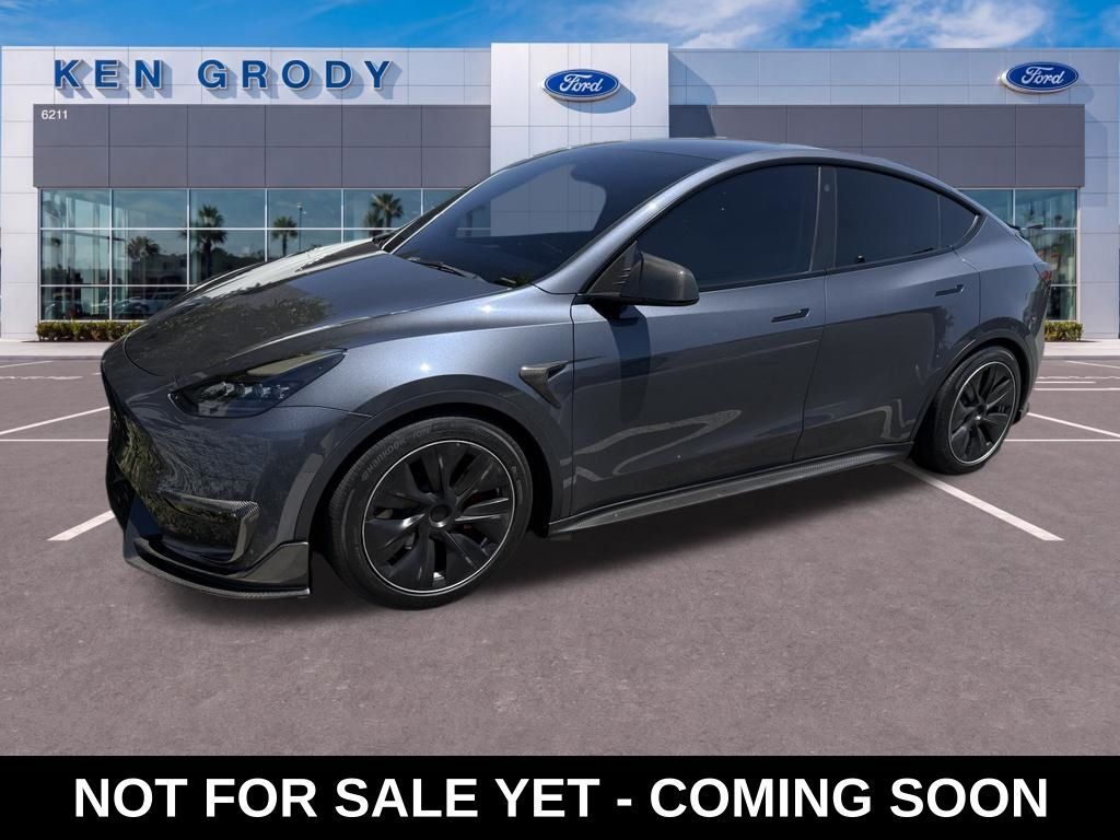 2023 TESLA Model Y