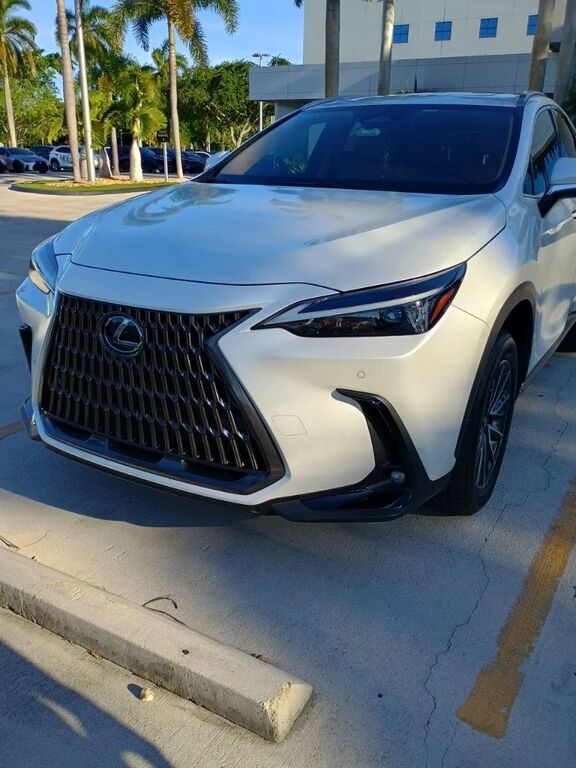 2025 LEXUS NX