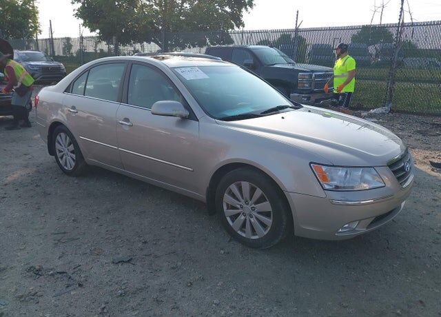 2010 HYUNDAI Sonata