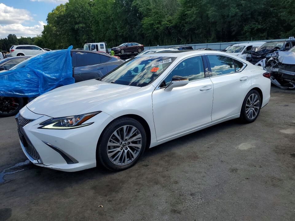 2020 LEXUS ES