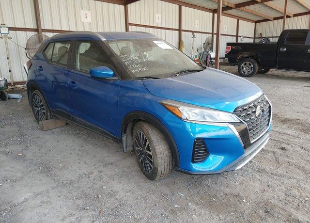 2021 NISSAN Kicks