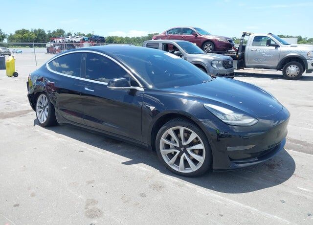 2017 TESLA Model 3