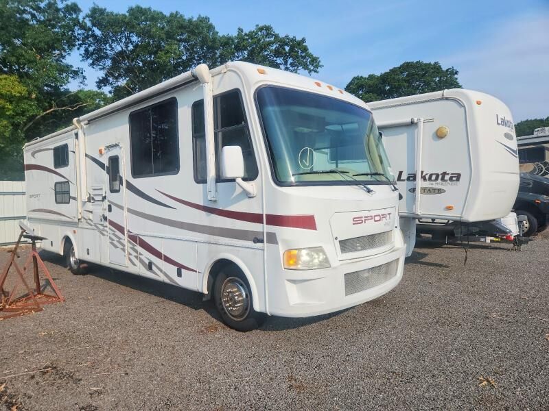 2009 WORKHORSE W18