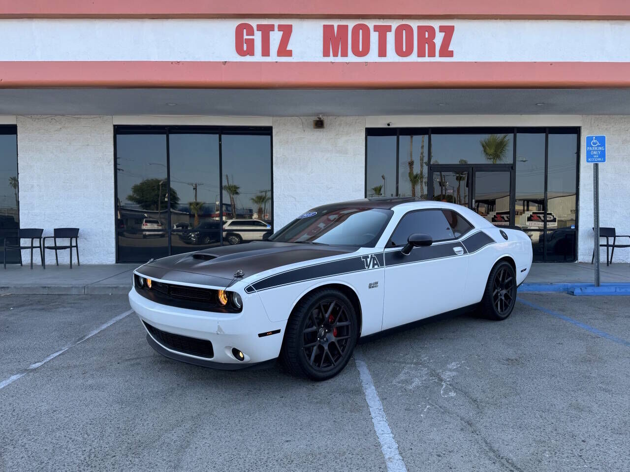 2018 DODGE Challenger