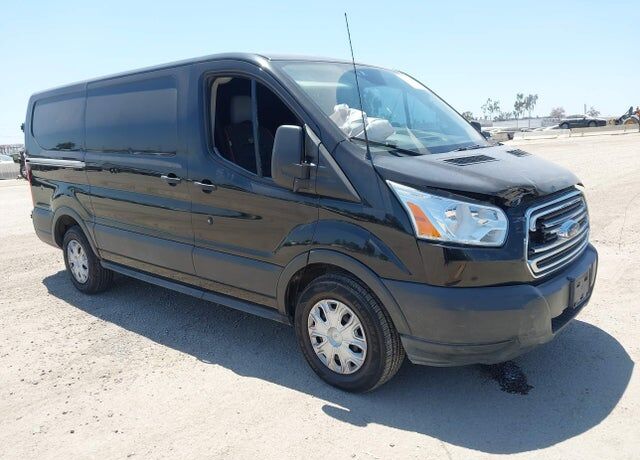 2018 FORD Transit