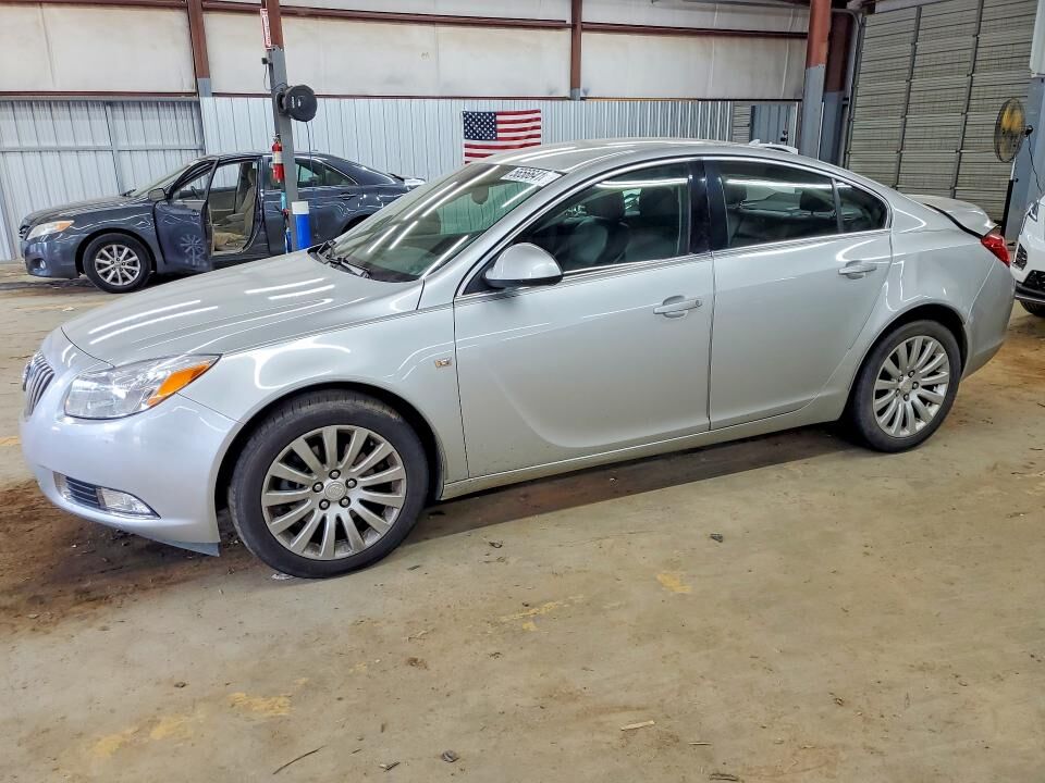 2011 BUICK Regal