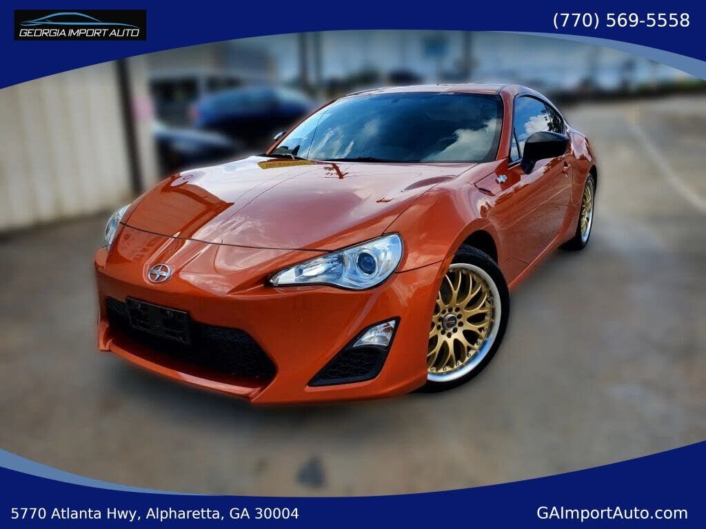 2013 TOYOTA Scion