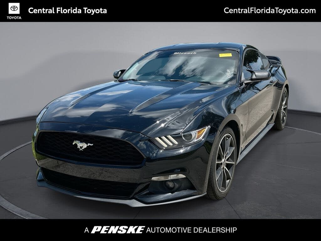 2017 FORD Mustang