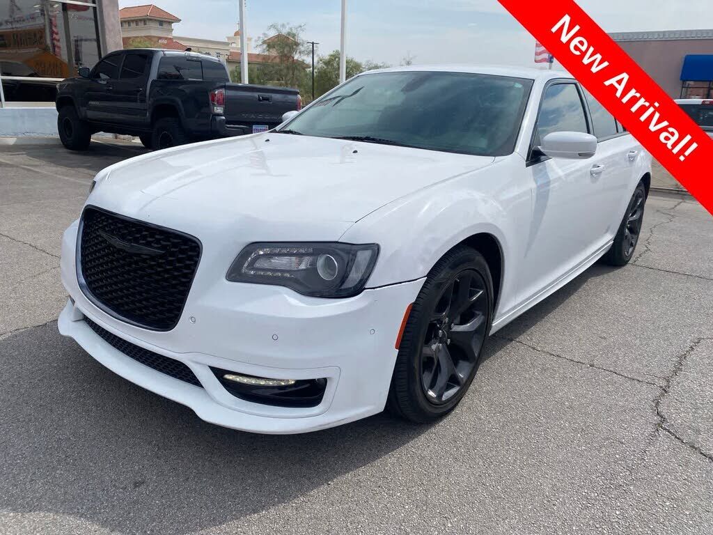 2022 CHRYSLER 300
