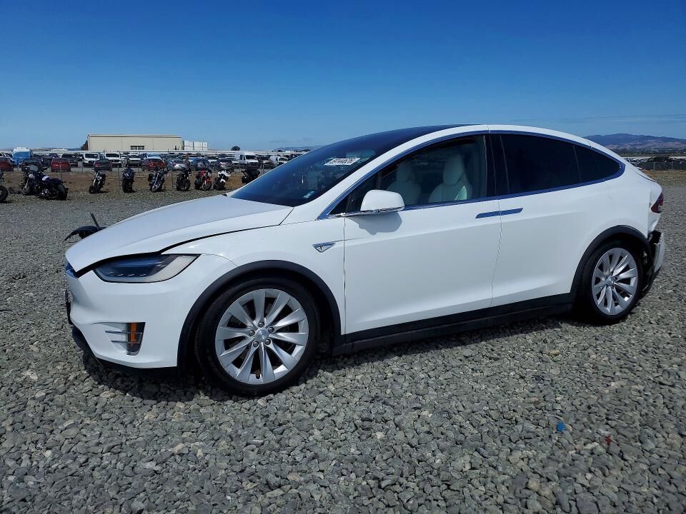2016 TESLA Model X