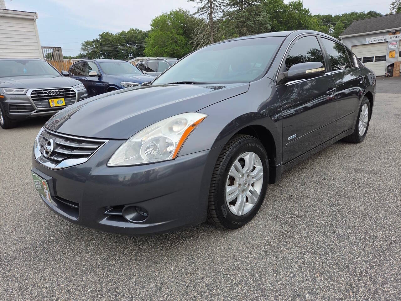 2010 NISSAN Altima