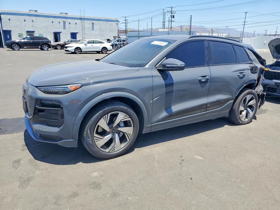2025 AUDI Q6